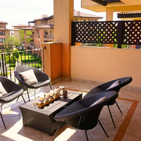 Apartment Decora Sea View *