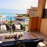 Decora Sea View