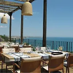 Decora Sea View Apartament *