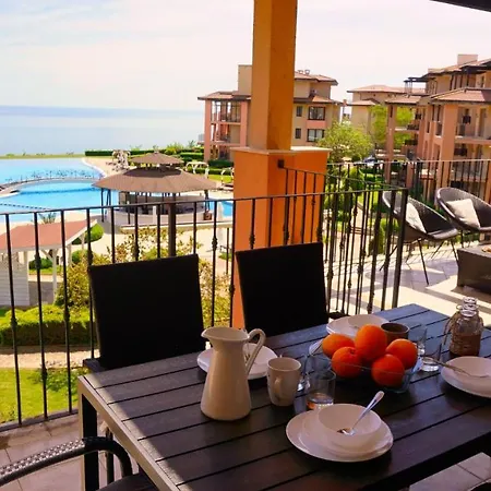 Decora Sea View Apartman Topola