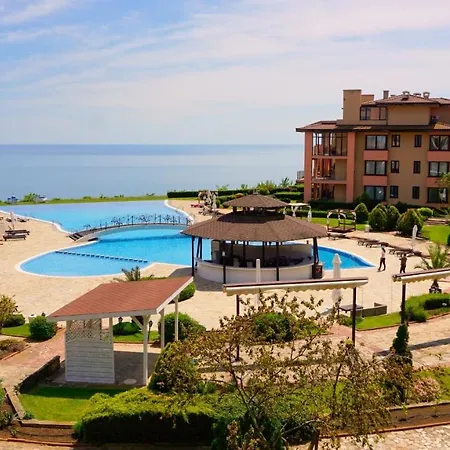 Decora Sea View