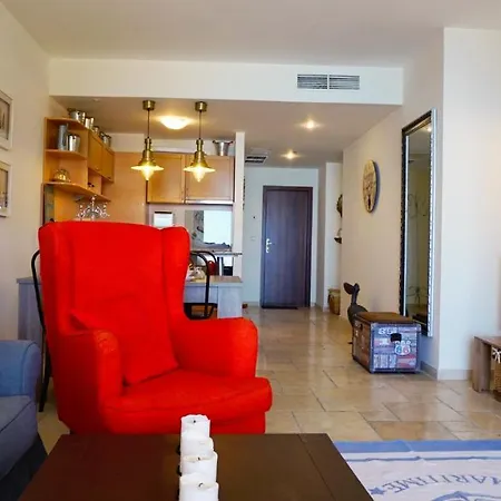 Decora Sea View