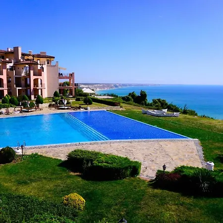 Decora Sea View Apartman