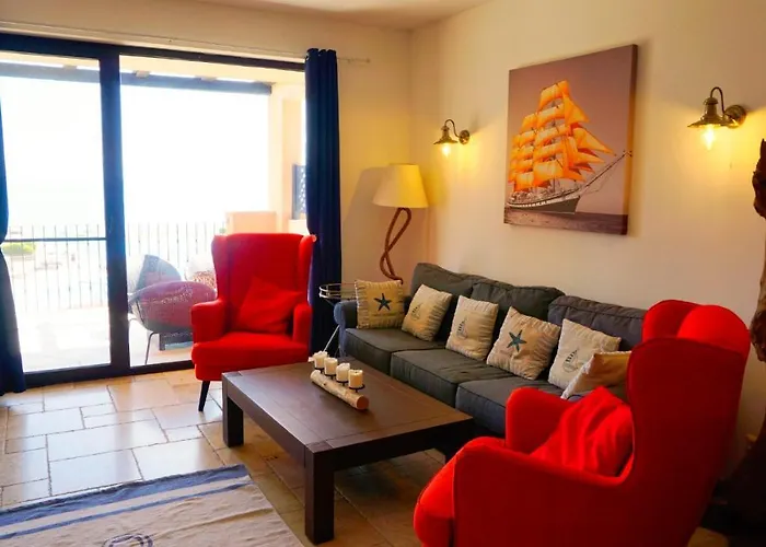 Decora Sea View Apartmán *